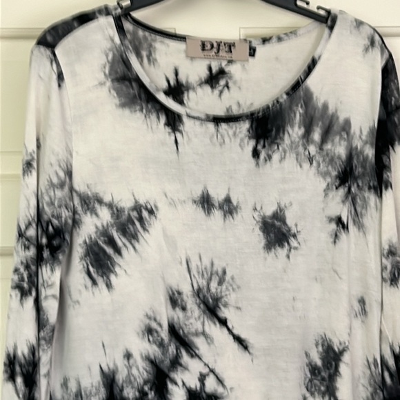 DJT White & Black Long Sleeve Tunic Top Dress with Handkerchief Double  Hemline - Picture 2 of 5